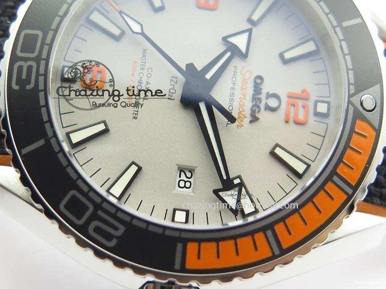 0102 ComfortFit 2016 Planet Ocean 45mm SS JHF Gray Dial On Nylon Strap A 8226